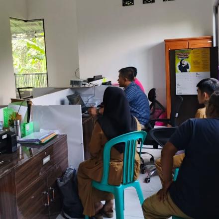 Sosialisasi Sistem Informasi Desa Garut